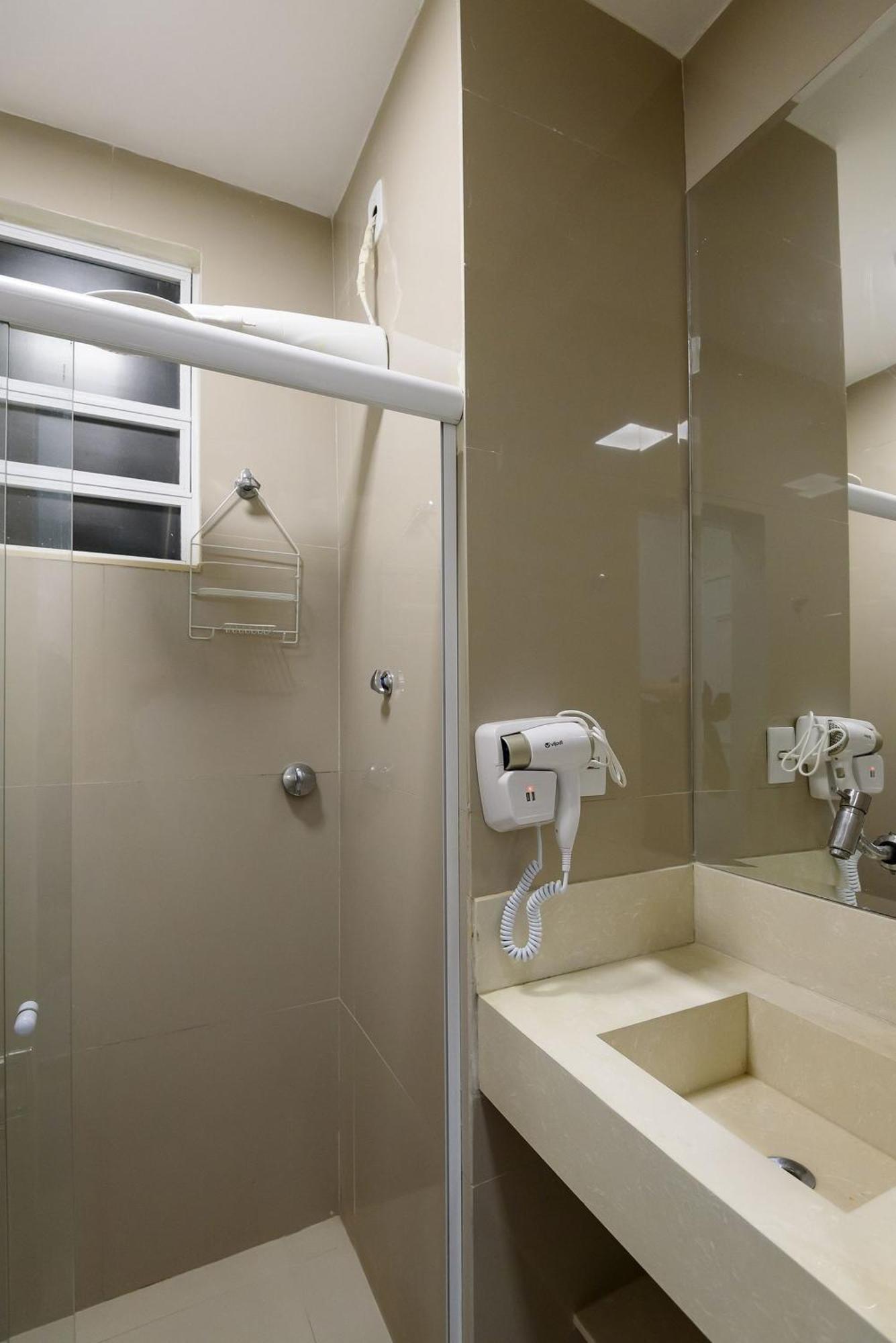 Em Copacabana A 450m Da | Bc 530/202 Apartamento *